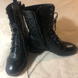 Women’s boots